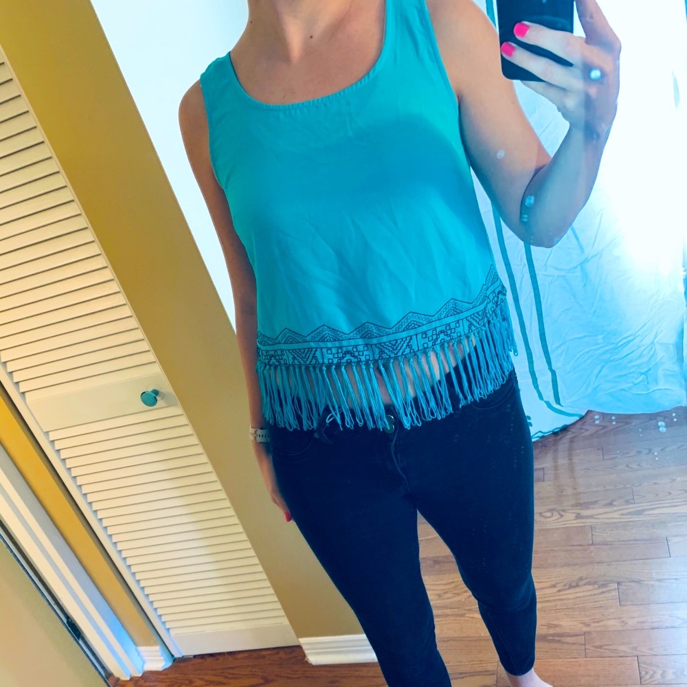 Light blue Mine crop top with tassels - Picture 3 of 3